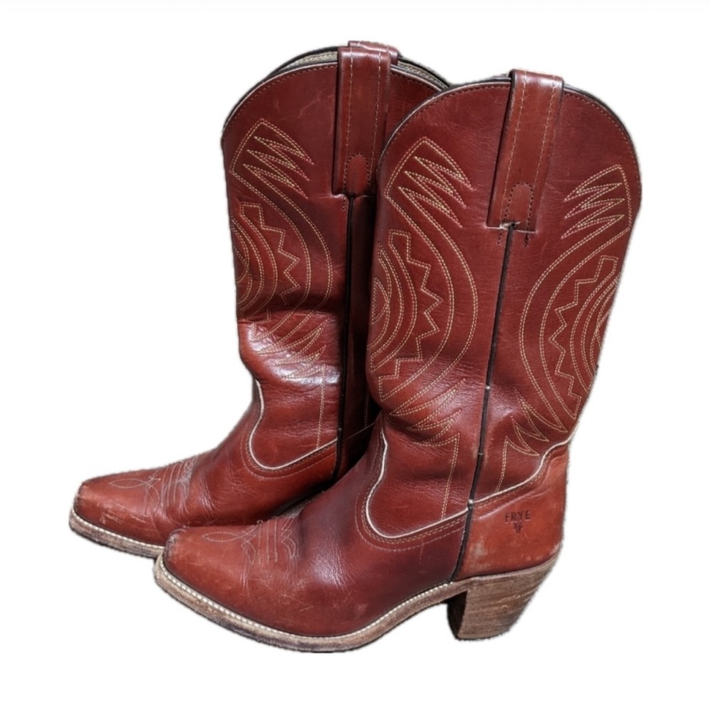 Vintage Frye Women's Leather Heeled Boots in Red Brown